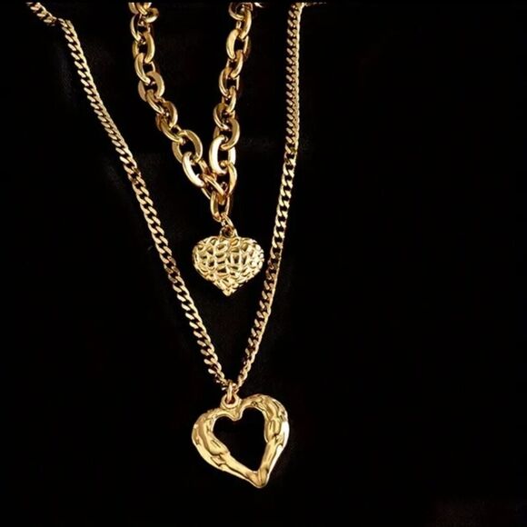 Set of 2 Heart Necklaces in Gold-Plated Stainless Steel With Irregular Folds - Picture 6 of 8
